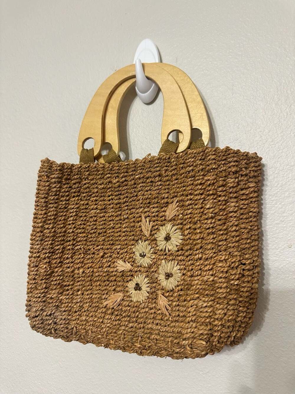 Vintage Faded Glory Straw Woven Tote Bag with Wooden Handles